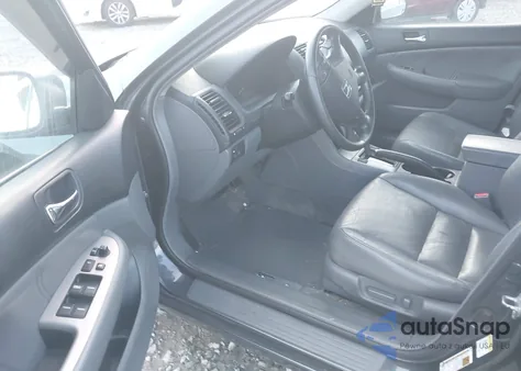 2007 Honda Accord 3.0 Ex z USA, uszkodzony, nr VIN 1HGCM66507A052726